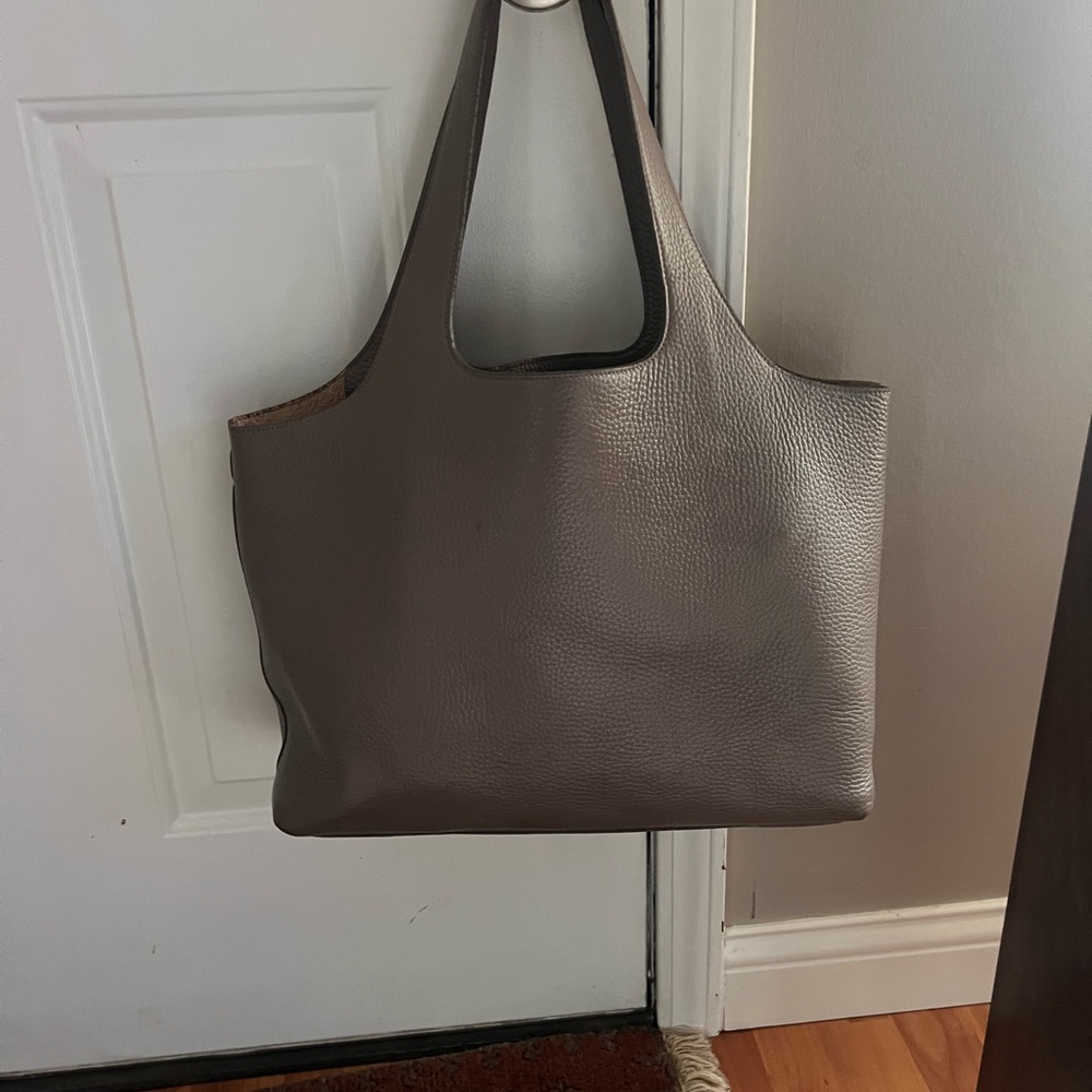 Cuyana Taupe Leather Tote Bag